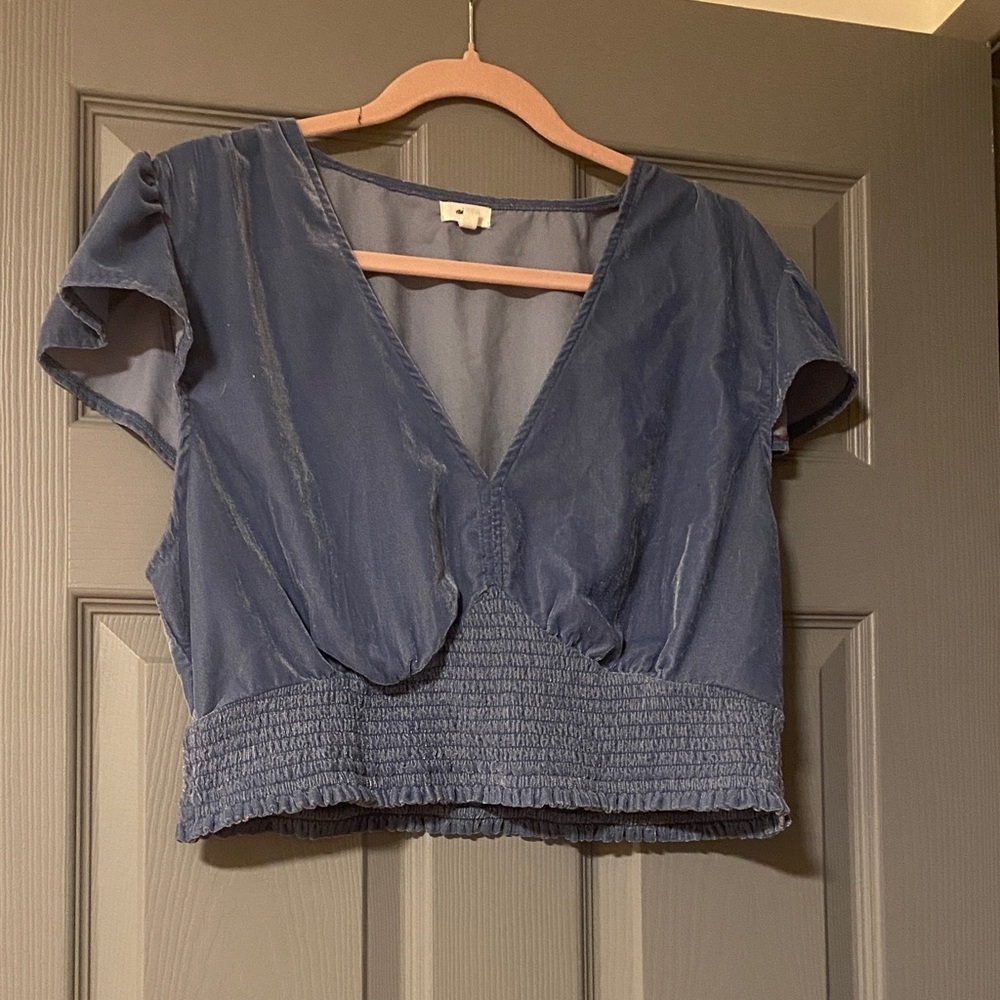 Velvet Blue Women's Top Shirt going out size extra large XL aerie